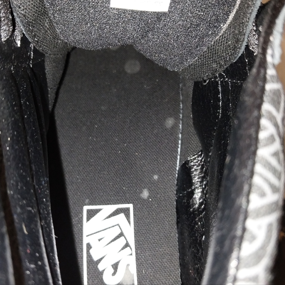 Vans Sk8-Hi 'Raven Skull' - Picture 8 of 9